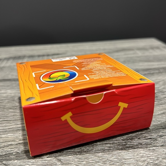 McDonald’s | Crash Team Rumble: Crash and Dingodile Plush (2023) - Picture 6 of 13